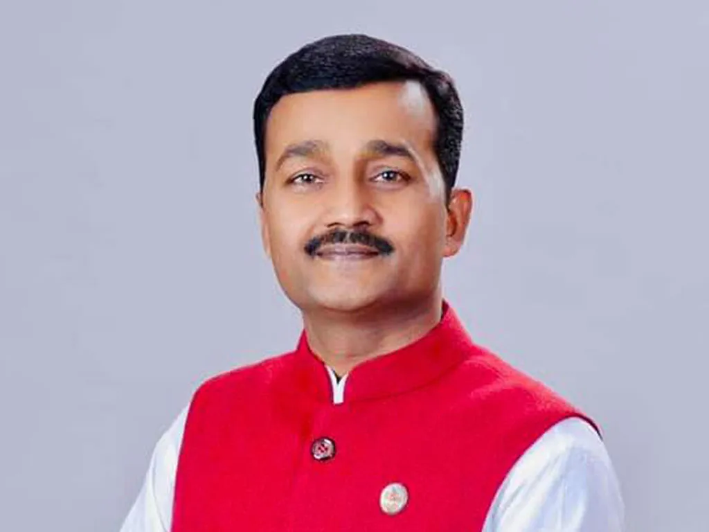 अस्पतालले ठग्दैछन्, रंगेहात पक्रिएर अख्तियार पठाउँछु : स्वास्थ्यमन्त्री यादव