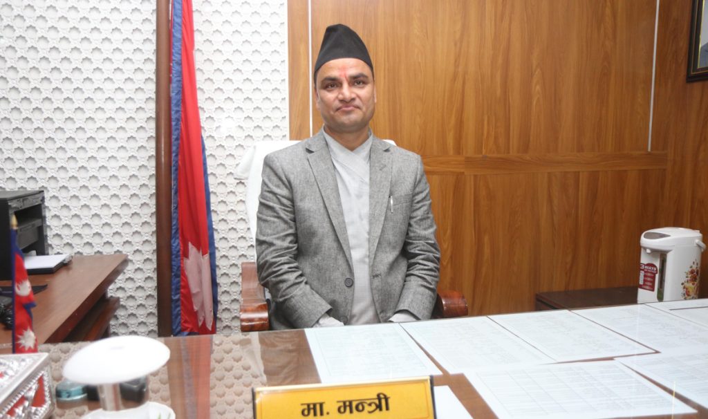गंगालाल हृदय केन्द्रलाई पाँचसय शय्याको बनाउने मन्त्री पौडेलको प्रतिवद्धता