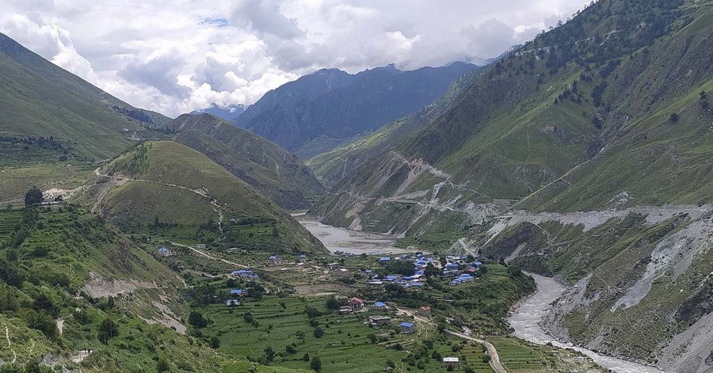 डोल्पाको त्रिपुरासुन्दरीमा औषधि संकट