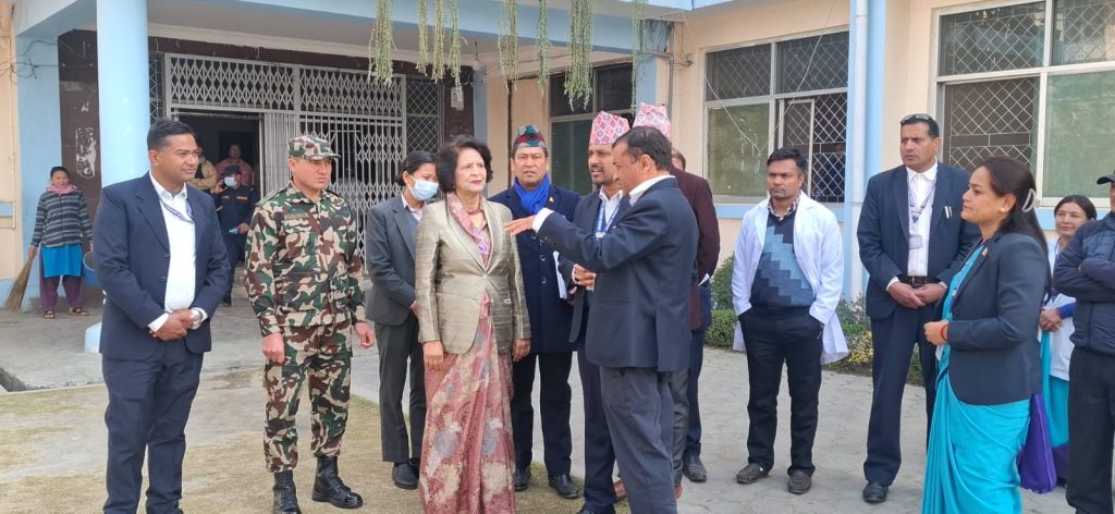 गुणस्तरीय र बिरामीमैत्री सेवा आवश्यक : मन्त्री गौतम