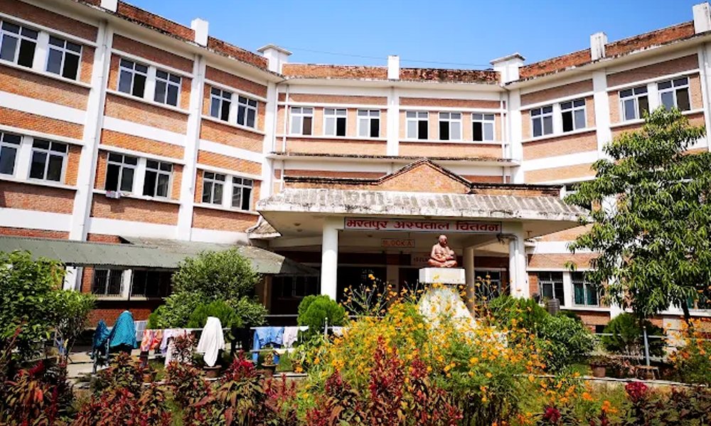 आइसियुमा प्रतिक्षारत बिरामीको नाम ‘डिस्प्ले बोर्ड’मा