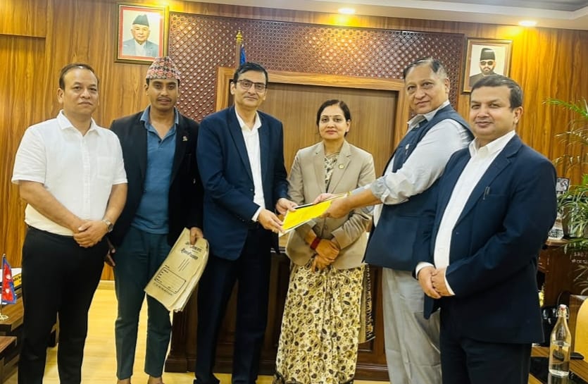 राजविराज अस्पताल घटनाको छानबिन प्रतिवेदन मन्त्रालयमा बुझाइयो