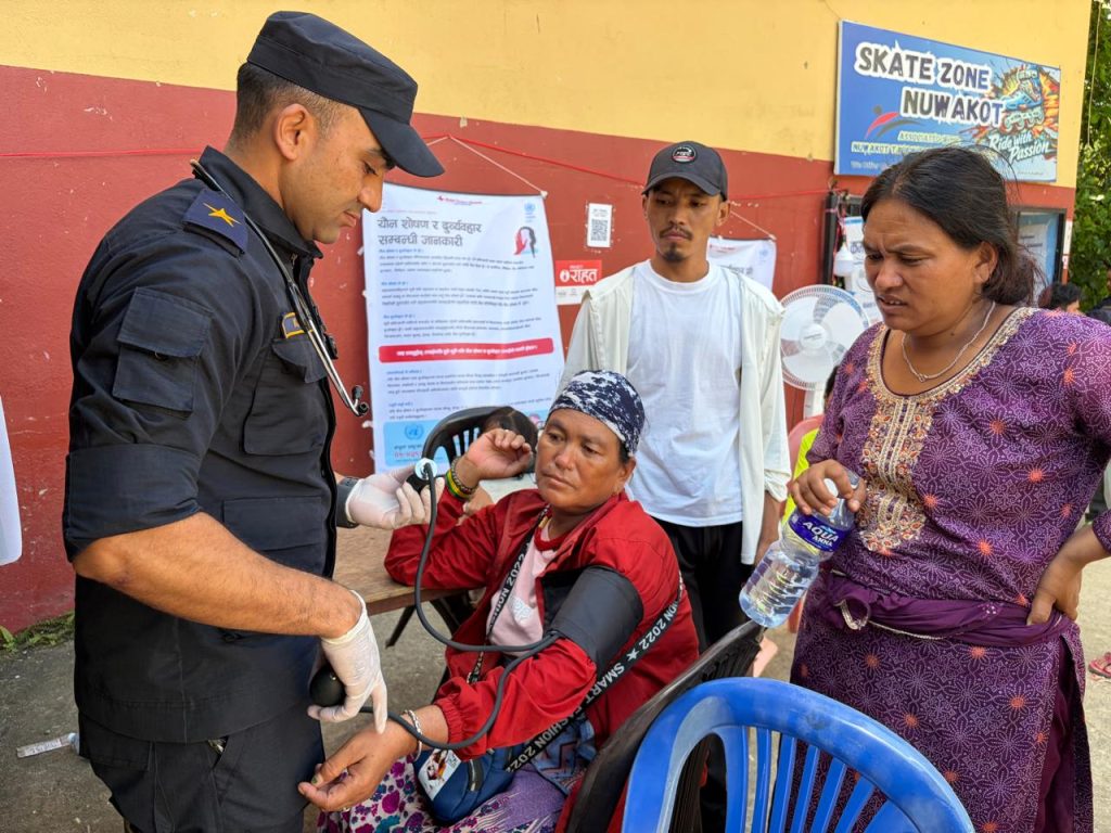 बाढी प्रभावित विदुरमा प्रहरीको ५ शैयाको फिल्ड अस्पताल, २३६ जनाले लिए सेवा