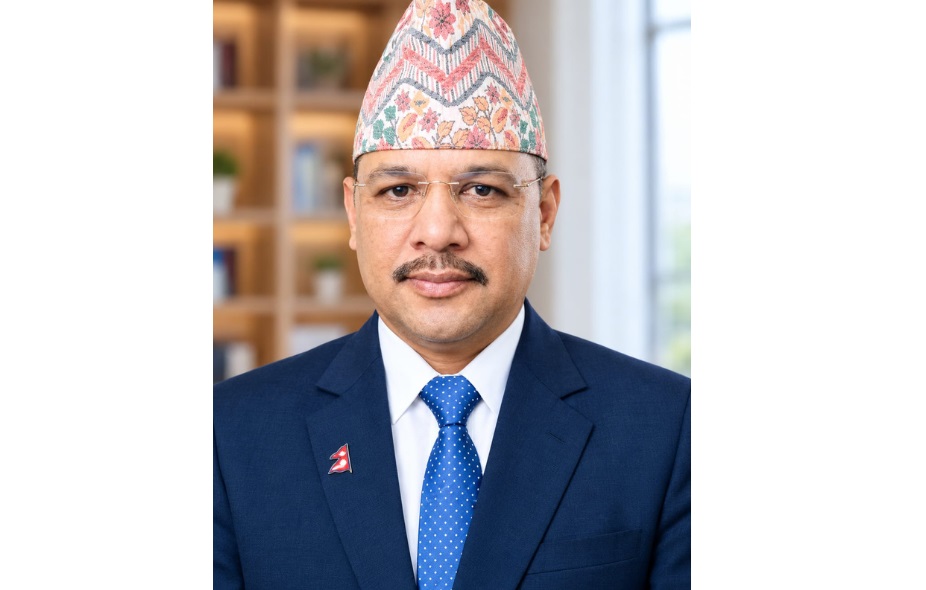 डडेल्धुरा मेडिकल कलेजको डीनमा डा. डबलबहादुर धामी नियुक्त